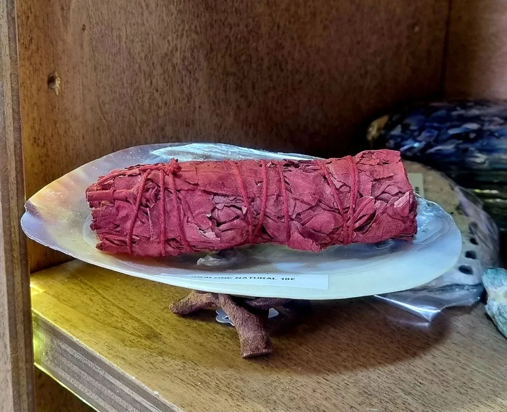 Tocha de Sálvia Branca com Sangue de Dragão
